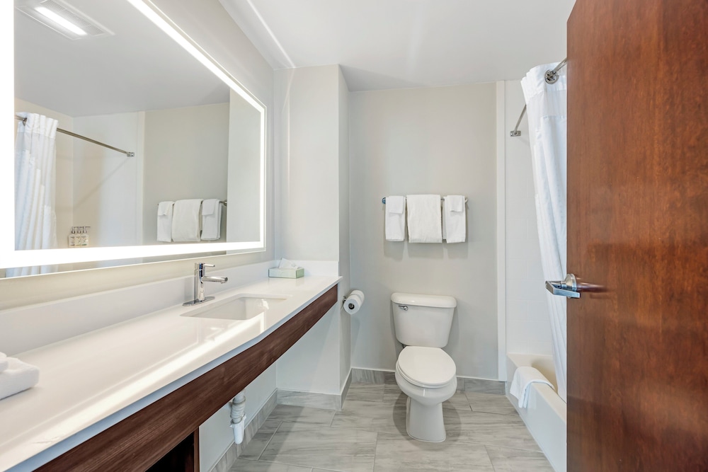 Holiday Inn Express White House an IHG Hotel - photo 20