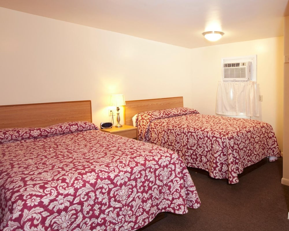 Charlie's Motel - photo 12