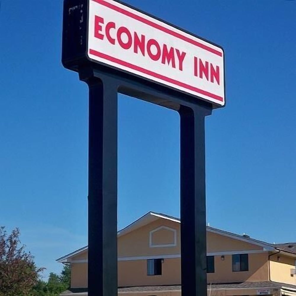Economy Inn Wentzville - photo 29