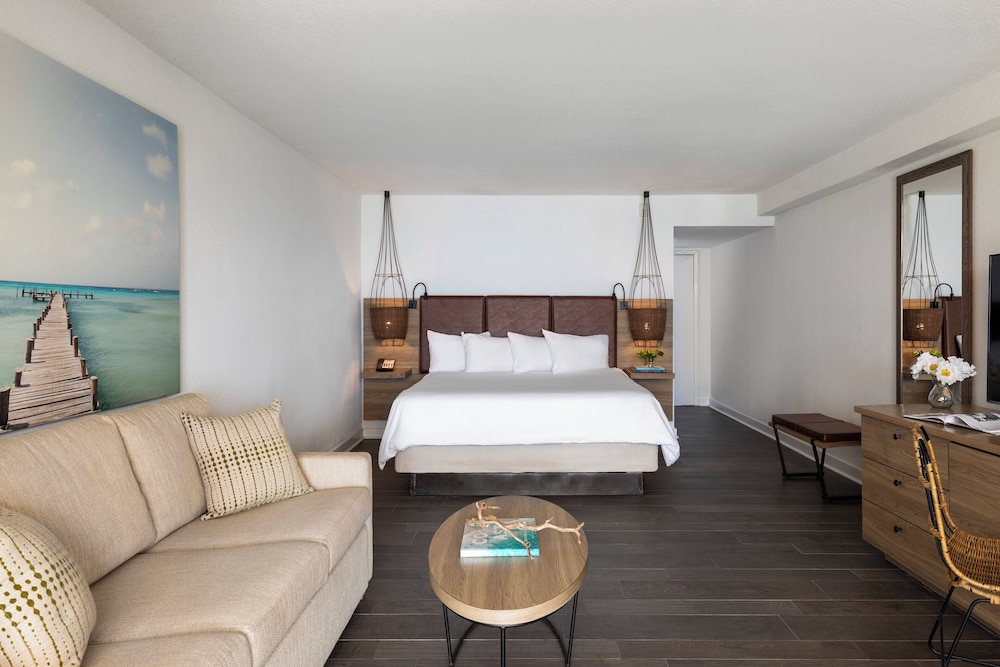 Amara Cay Resort - photo 6
