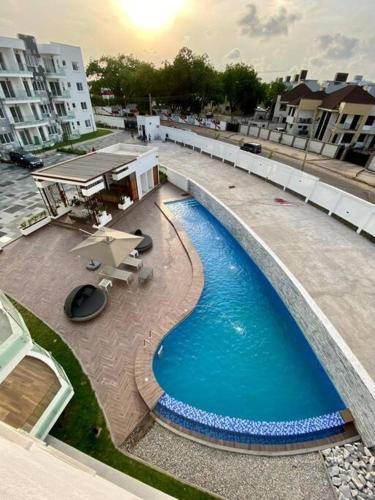Henrietta's Residence Two Bedroom Apartment — 4-Star Luxury Hotel in Accra, Ghana
