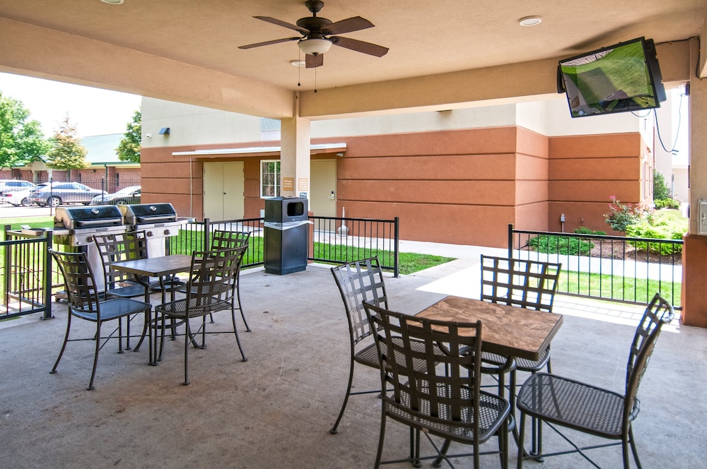 Candlewood Suites Baton Rouge College Drive by IHG - photo 20