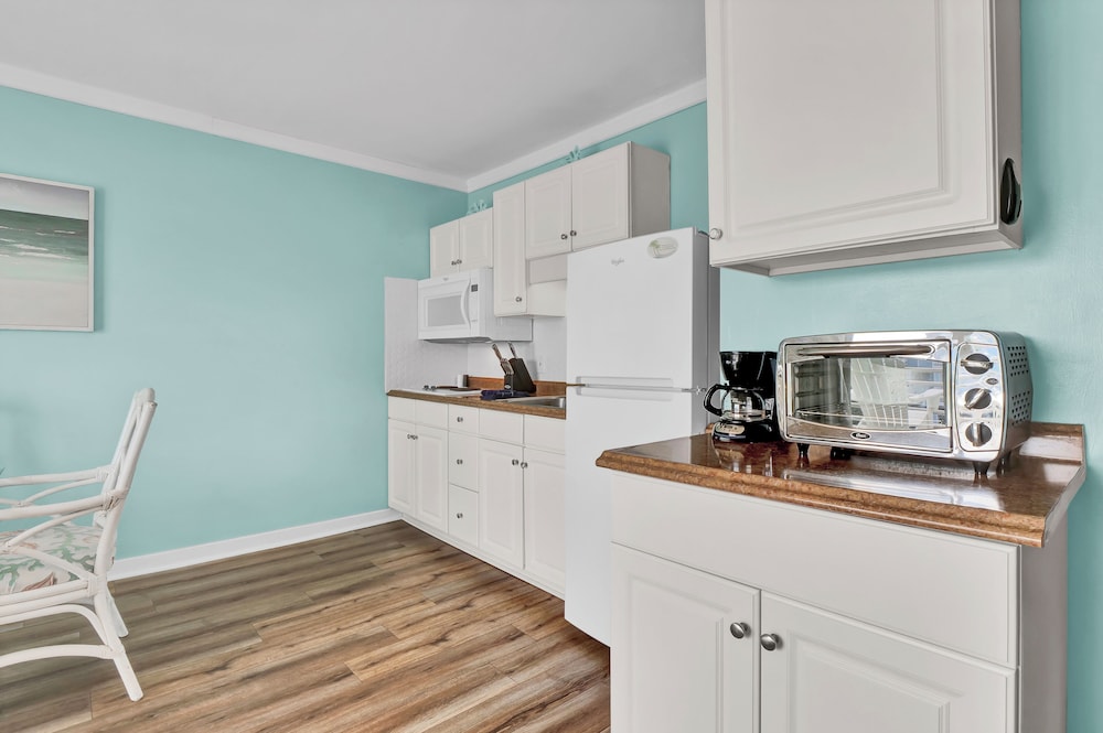 Sandpeddler Inn & Suites - photo 134