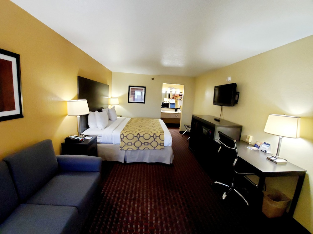 Baymont by Wyndham Goodlettsville Nashville - photo 13