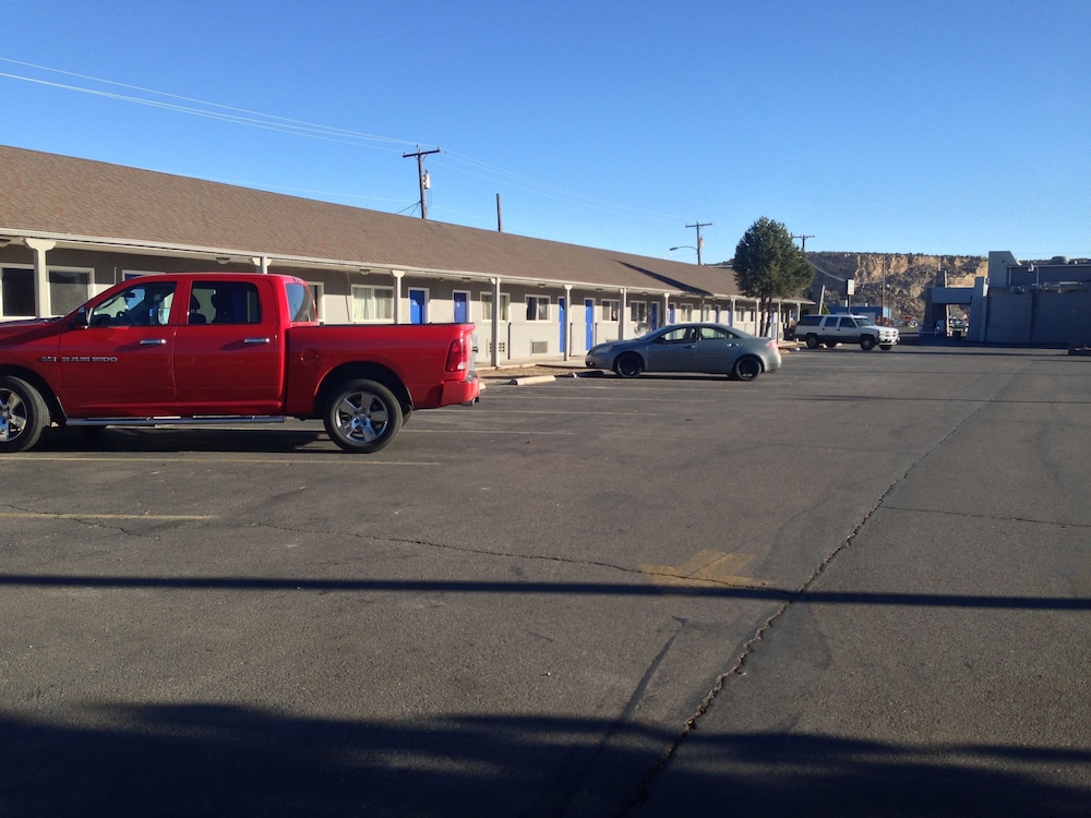 Travelodge by Wyndham Farmington Hwy 64 - photo 40