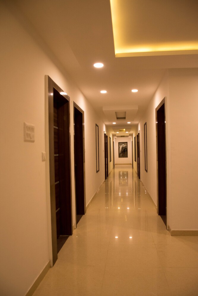 Hotel Caravan — Unjha — photo 2