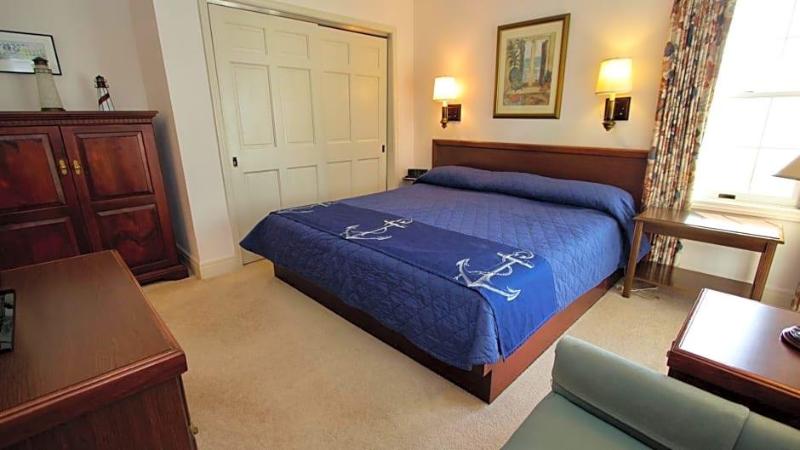 Baileys Harbor Yacht Club Resort - photo 25