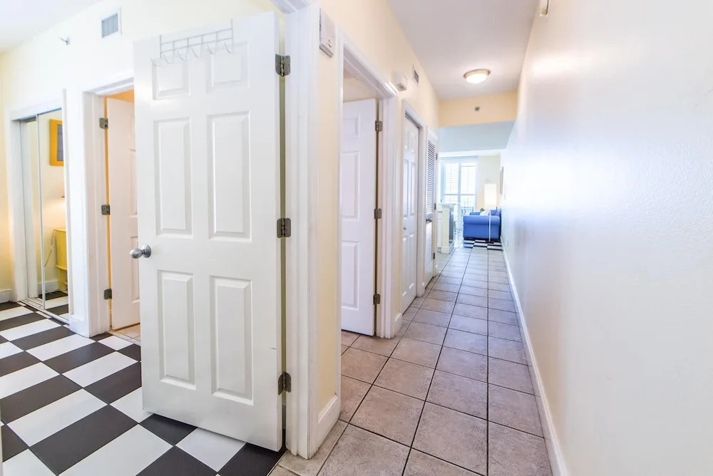 Majestic Beach Towers 1 1615 - photo 10