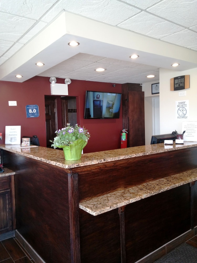Regal Inn Chicago O'Hare Airport - photo 8