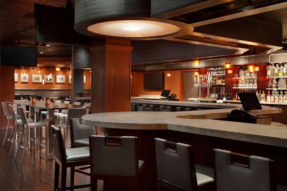 DoubleTree by Hilton Minneapolis Park Place - photo 53