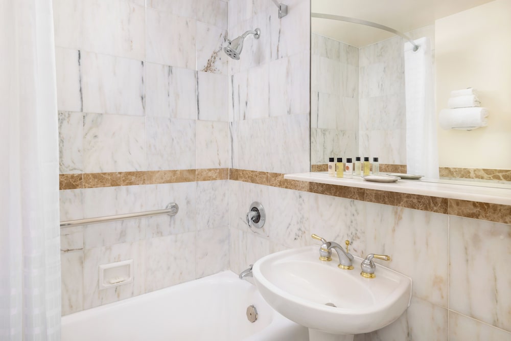 New Yorker by Lotte Hotels - photo 25