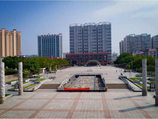 Liucheng Hotel — hotel in Liucheng