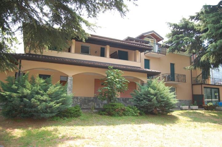 Green Village Accommodations in Colico Piano, Italy