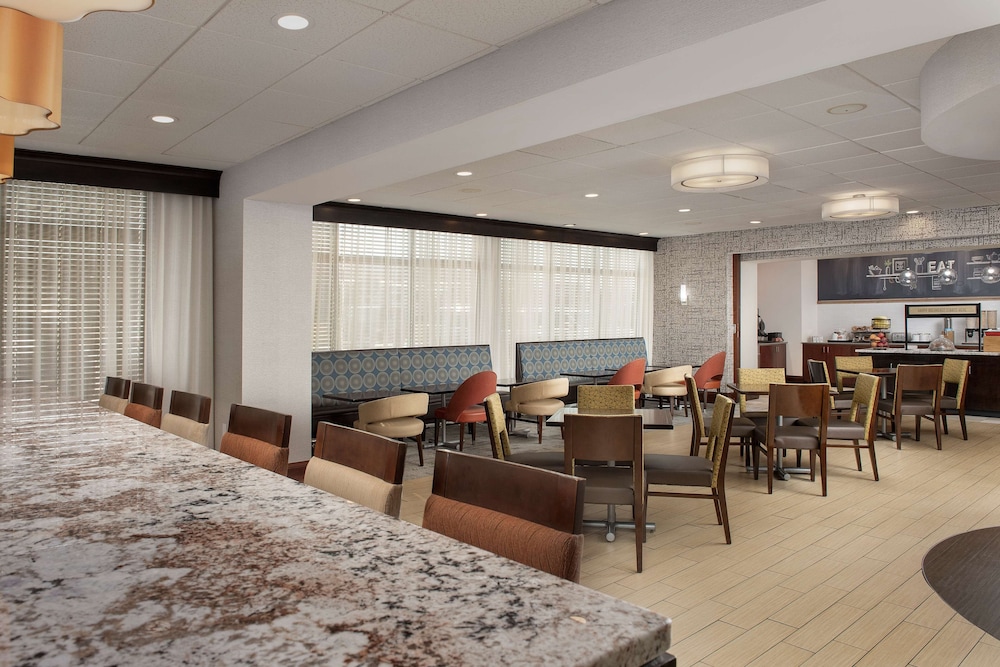 Hampton Inn Knoxville East - photo 24