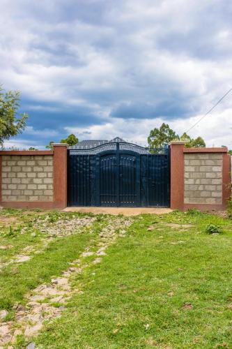 Typhin Havens — Nanyuki — photo 2