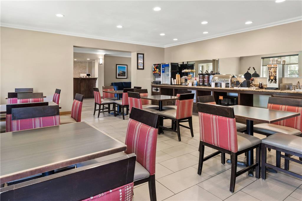 Comfort Inn & Suites Lancaster Antelope Valley - photo 42