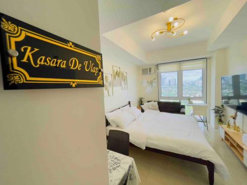 Kasara De Ulap BEST Staycation 25th Floor City View Pool & Fast Wi Fi — 5-Star Luxury Hotel in Manila, Philippines