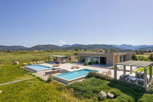 Youphoria Beach Front Villas — 4-Star Luxury Hotel in Kissamos, Greece