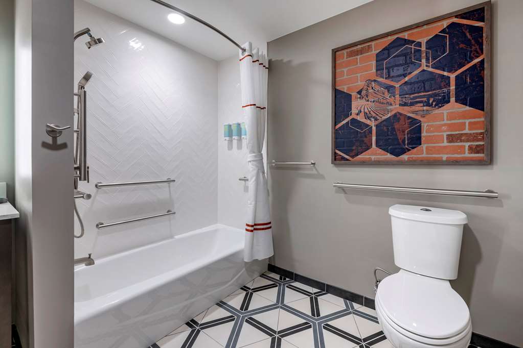 Vīb Hotel By Best Western Denver Rino - photo 25