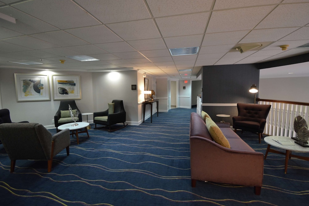 Hampton Inn Salem East Electric Road - photo 34