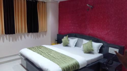 Hotel Green Palace
