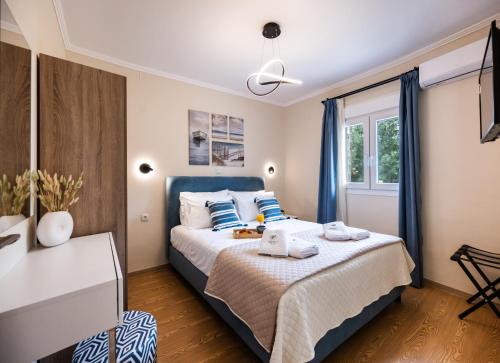 Marina's house — 4-Star Luxury Hotel in None, Greece