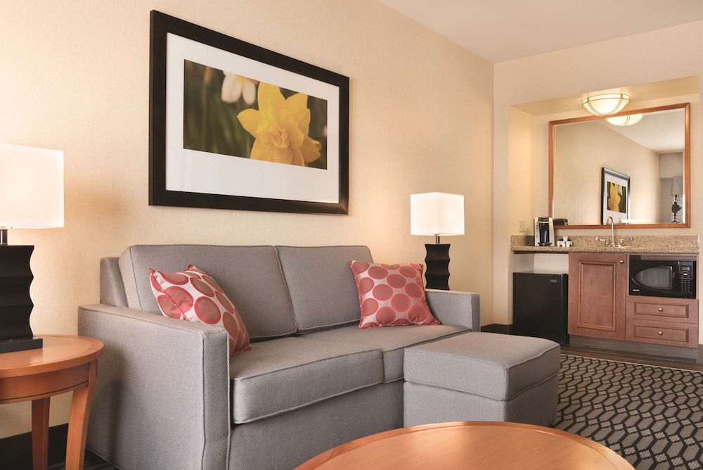 Hilton Garden Inn Akron Canton Airport - photo 15