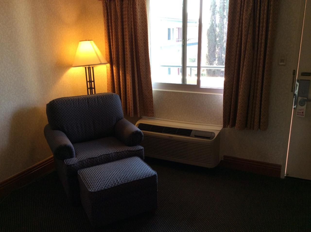New Century Inn - photo 11