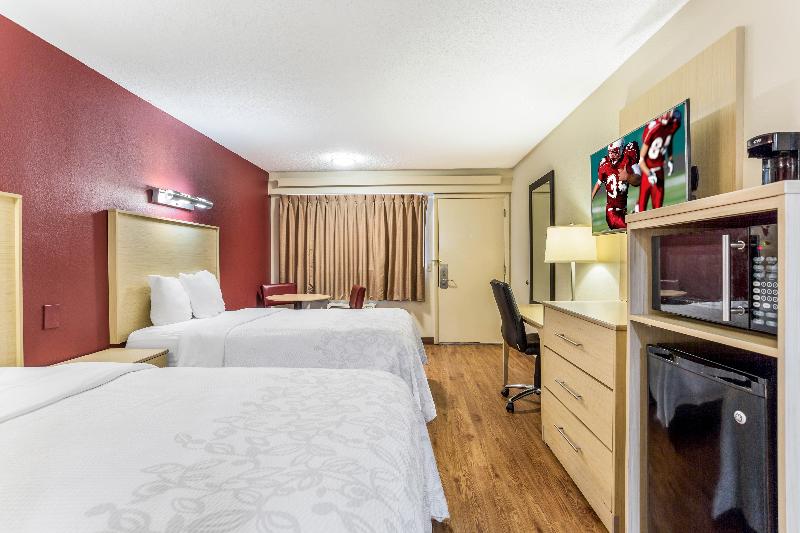 Red Roof Inn PLUS Nashville North Goodlettsville - photo 24