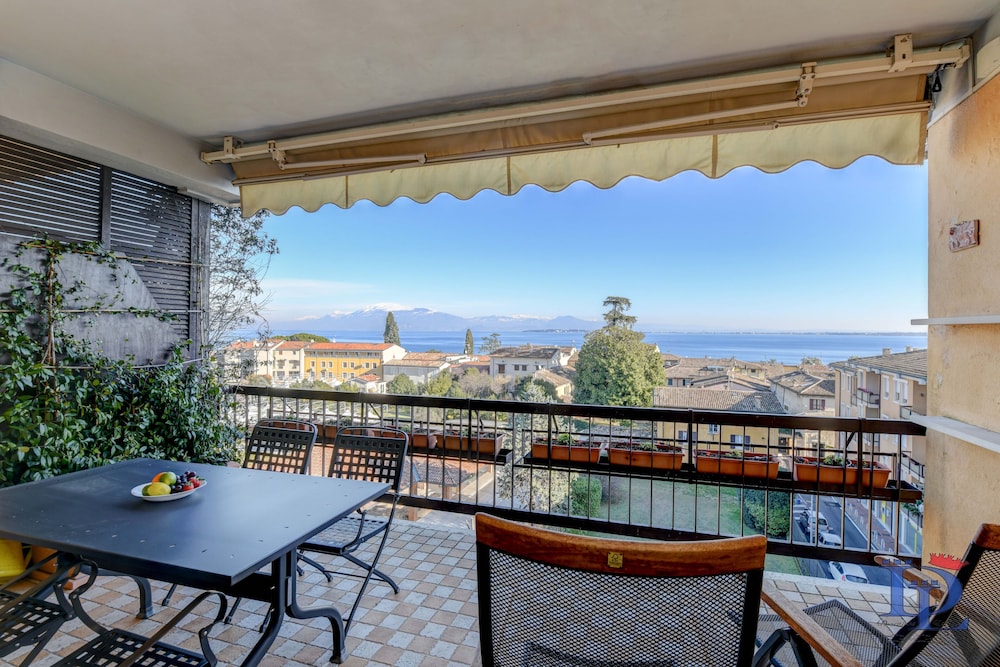 DesenzanoLoft Ciao Lago — 4-Star Luxury Hotel in Desenzano Del Garda, Italy