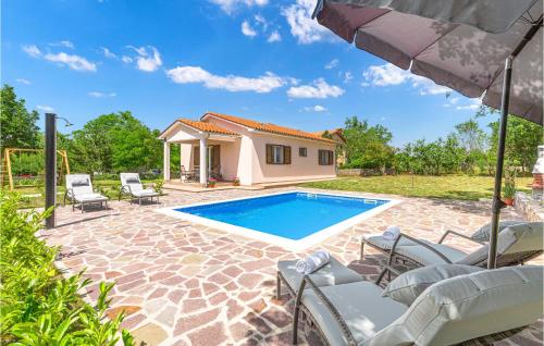 2 Bedroom Gorgeous Home In Trget — 4-Star Luxury Hotel in Rasa, Croatia