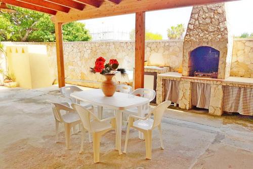 Villetta sul Mare a Gallipoli Padula Bianca — 4-Star Luxury Hotel in Gallipoli, Italy