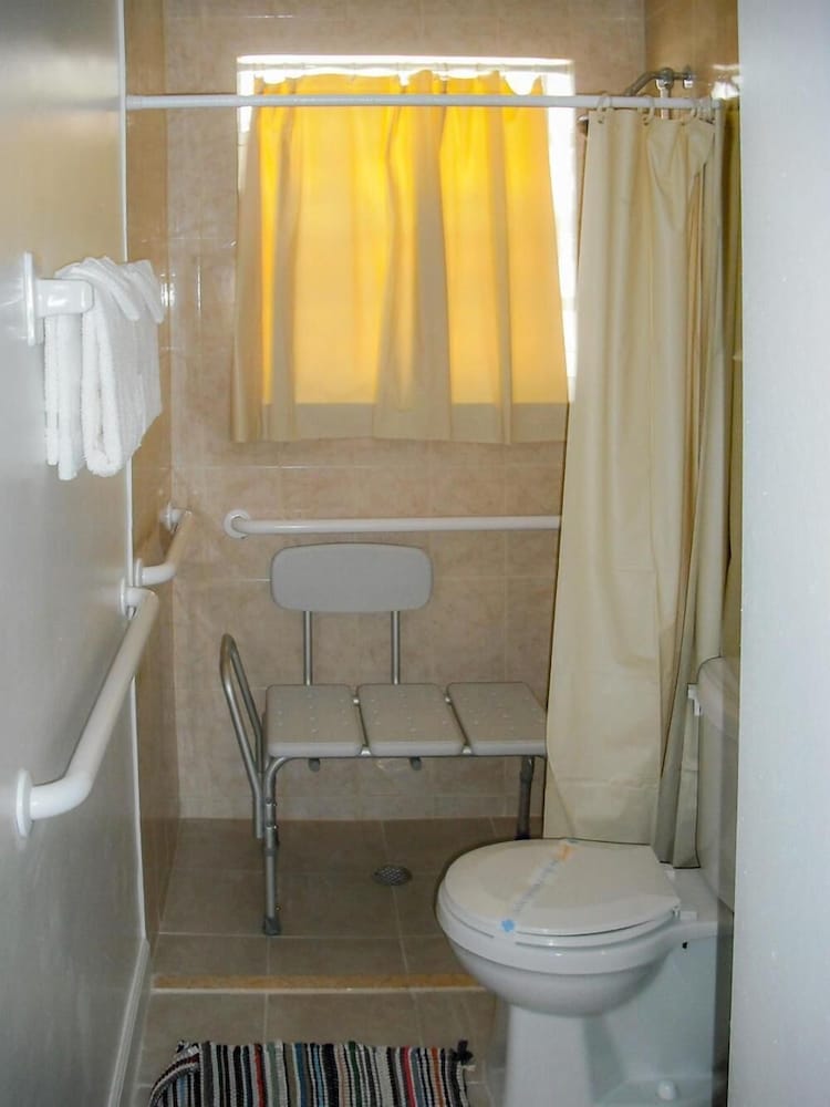 Richard's Motel Extended Stay - photo 88