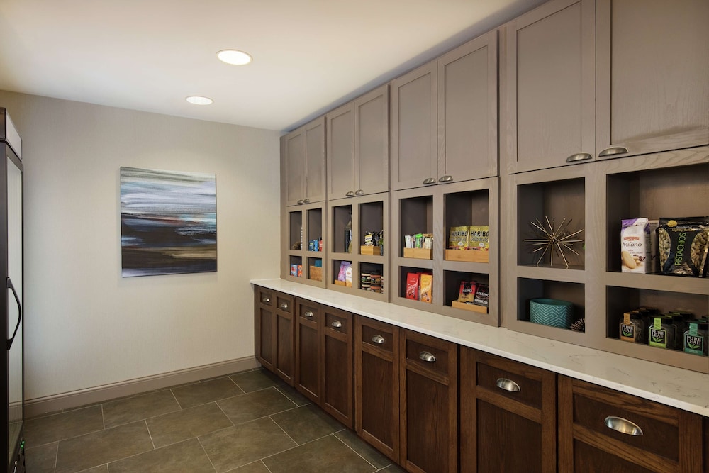 Homewood Suites by Hilton Lubbock - photo 18