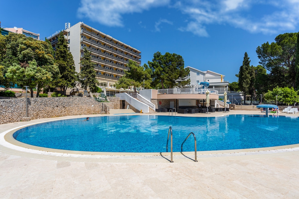 Dražica Hotel — Krk — photo 2
