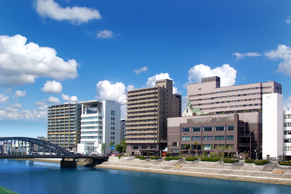 Numazu Riverside Hotel in Numazu, Japan