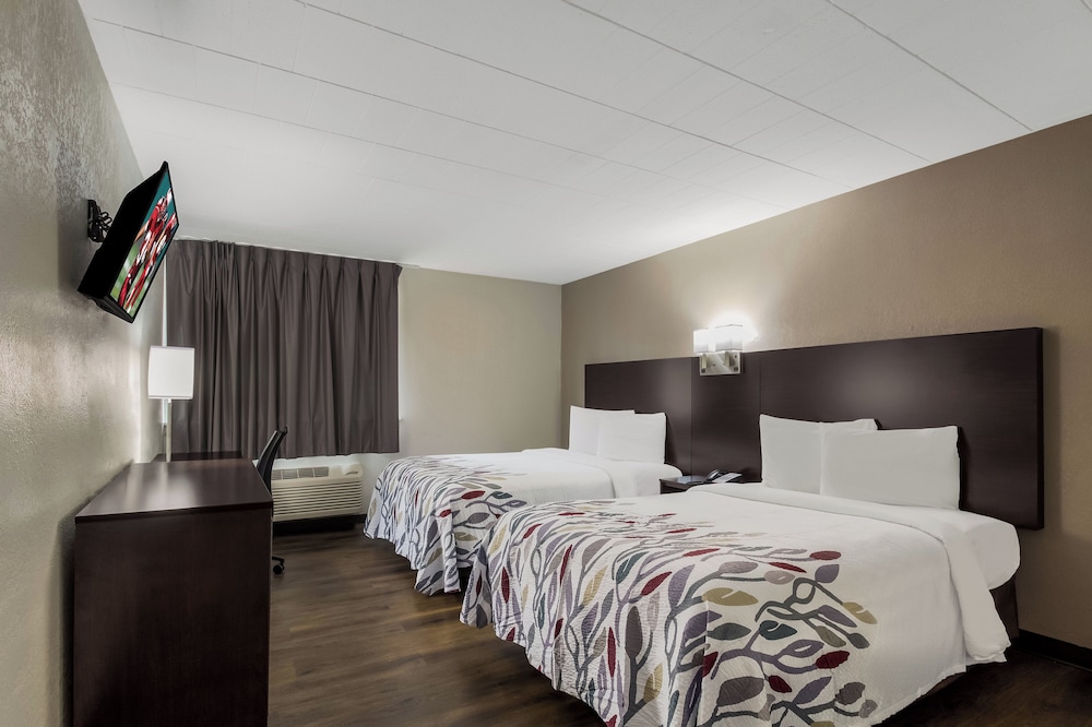Red Roof Inn New Stanton - photo 15
