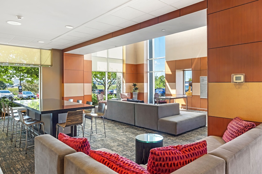 DoubleTree by Hilton Roseville Minneapolis - photo 35