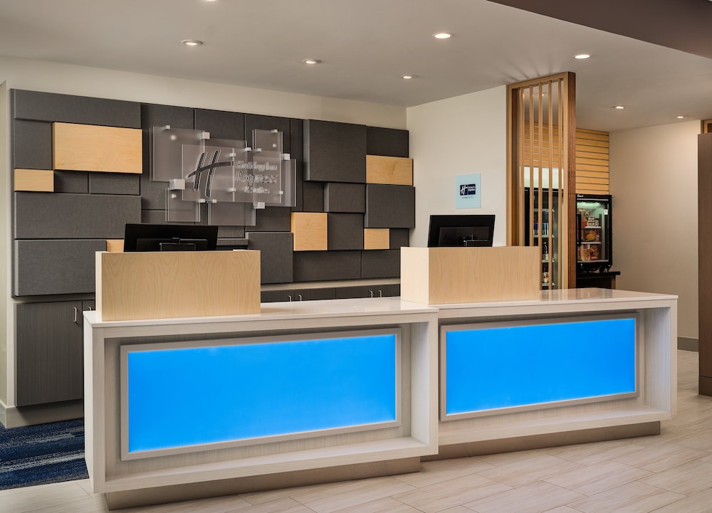 Holiday Inn Express & Suites Lockport by IHG - photo 36