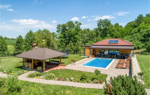 Beautiful Home In Kelemen With Sauna — 4-Star Luxury Hotel in Jalzabet, Croatia