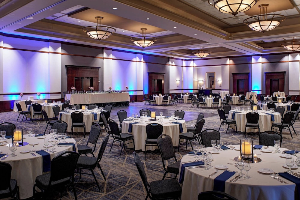 Auburn Hills Marriott Pontiac - photo 30