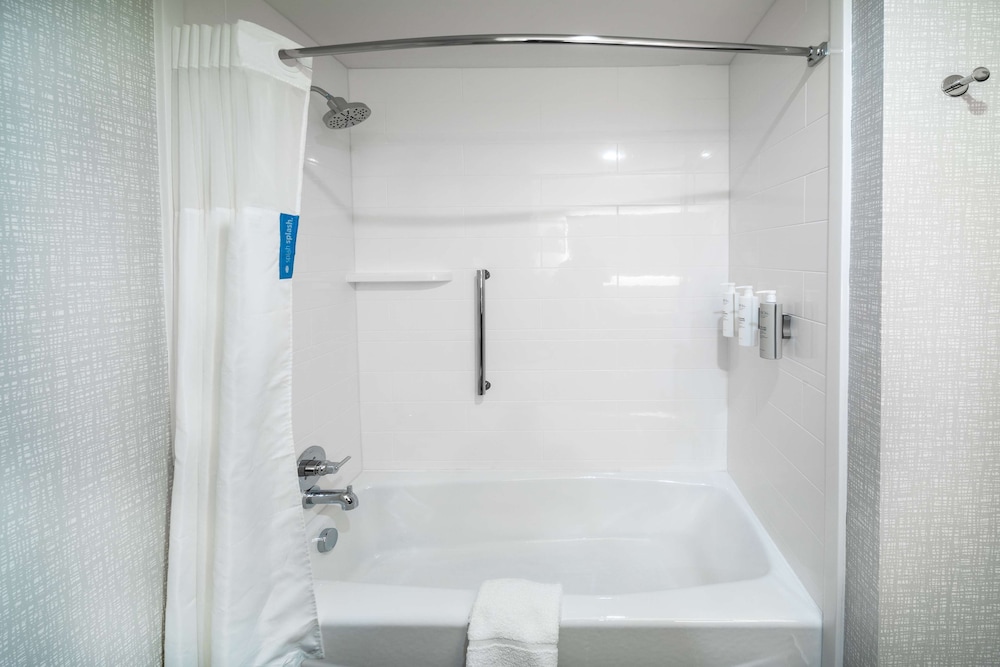 Hampton Inn & Suites by Hilton Canyon - photo 23