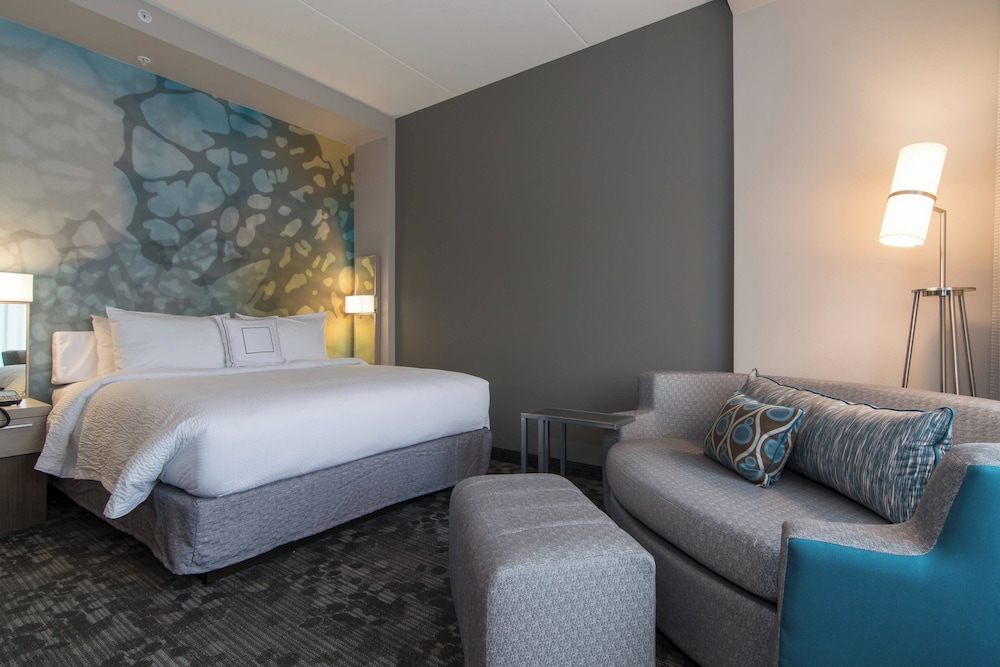 Courtyard Raleigh Durham Airport Brier Creek - photo 9