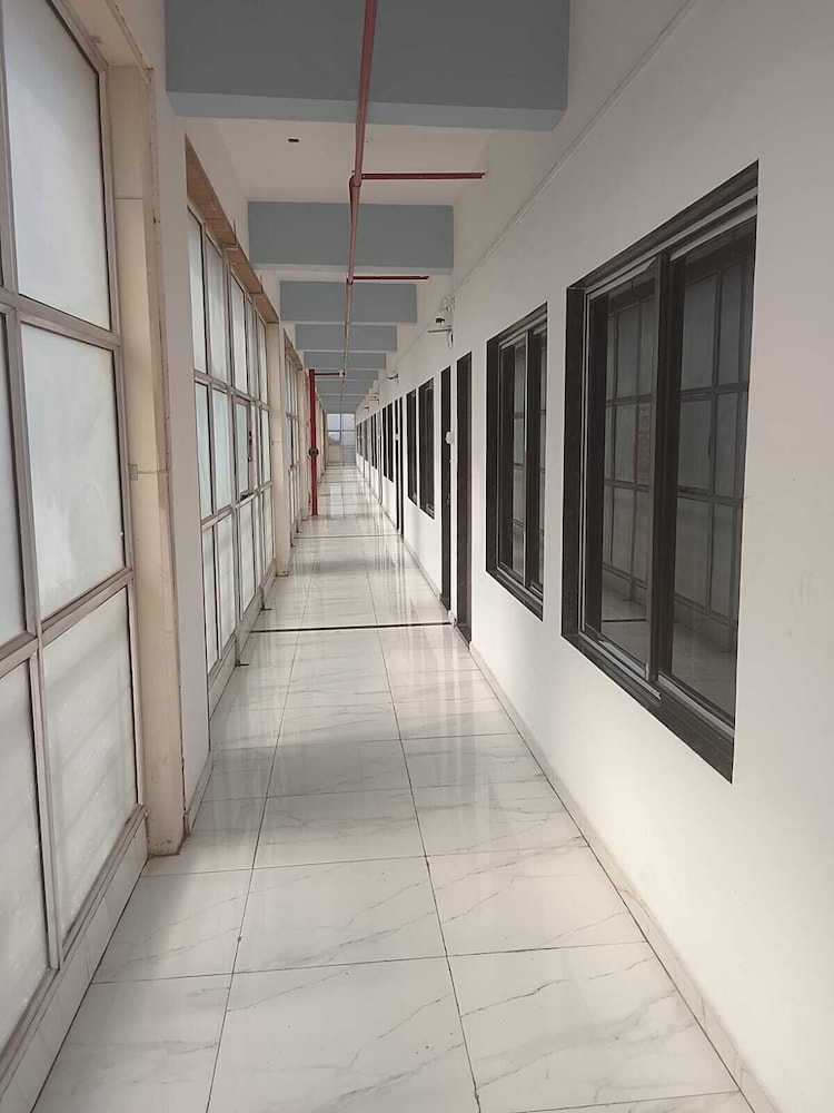 Hotel Krishna Rooms - last minute hotel in Mangrol