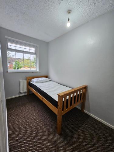 Private Room Free Parking 10 Mins to Birmingham City Centre