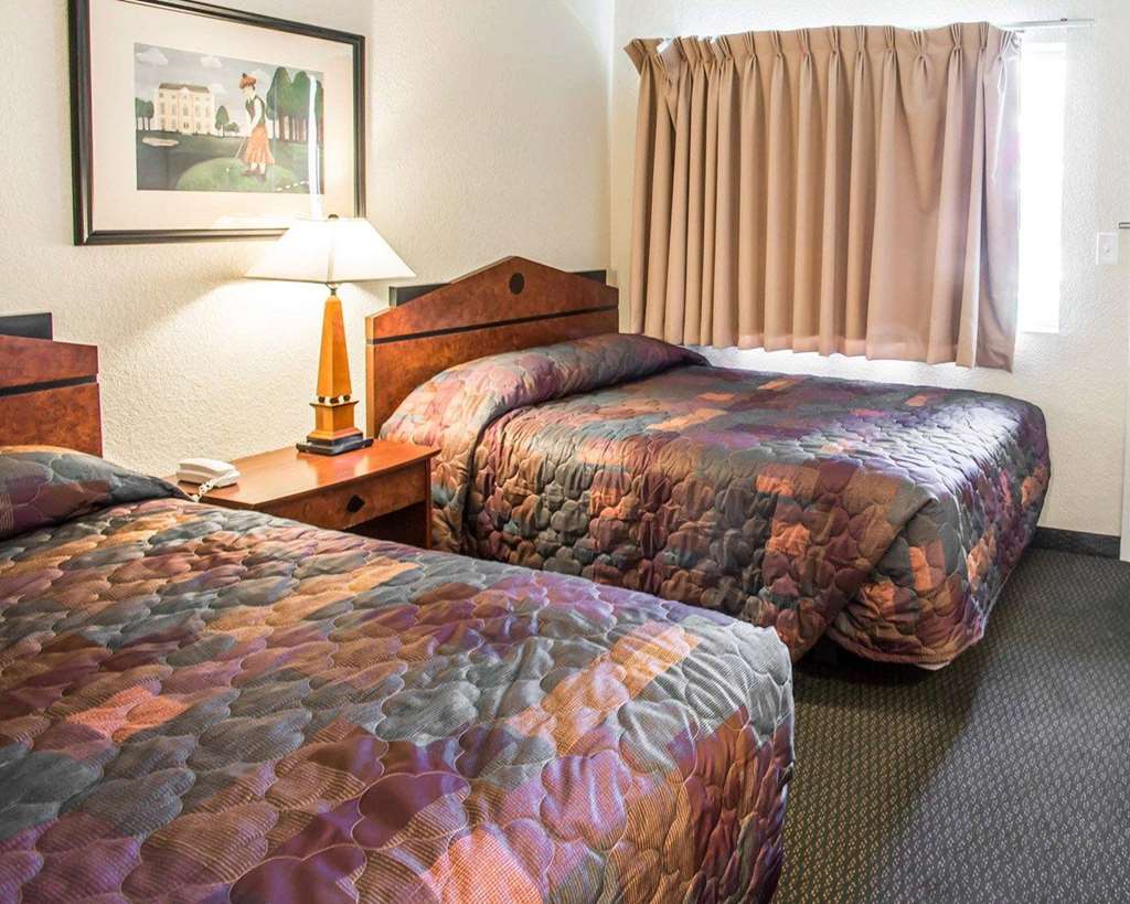 Rodeway Inn Greeley - photo 7