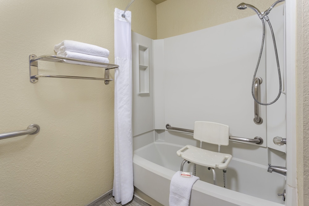 SilverStone Inn & Suites Spokane Valley - photo 16