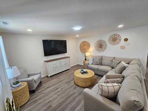 Cozy New Const. Ranch Near Park — 4-Star Luxury Hotel in Middletown, United States