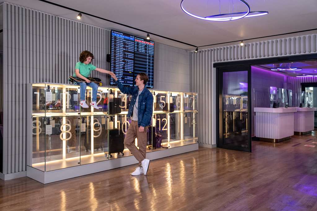 YOTEL Istanbul Airport City Entrance — hotel near İstanbul Airport
