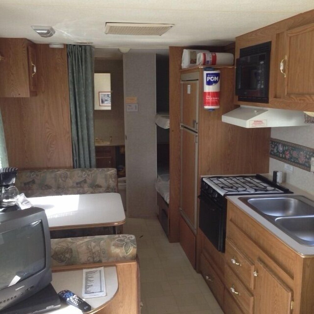 Wilderness Lakes RV Resort - photo 10